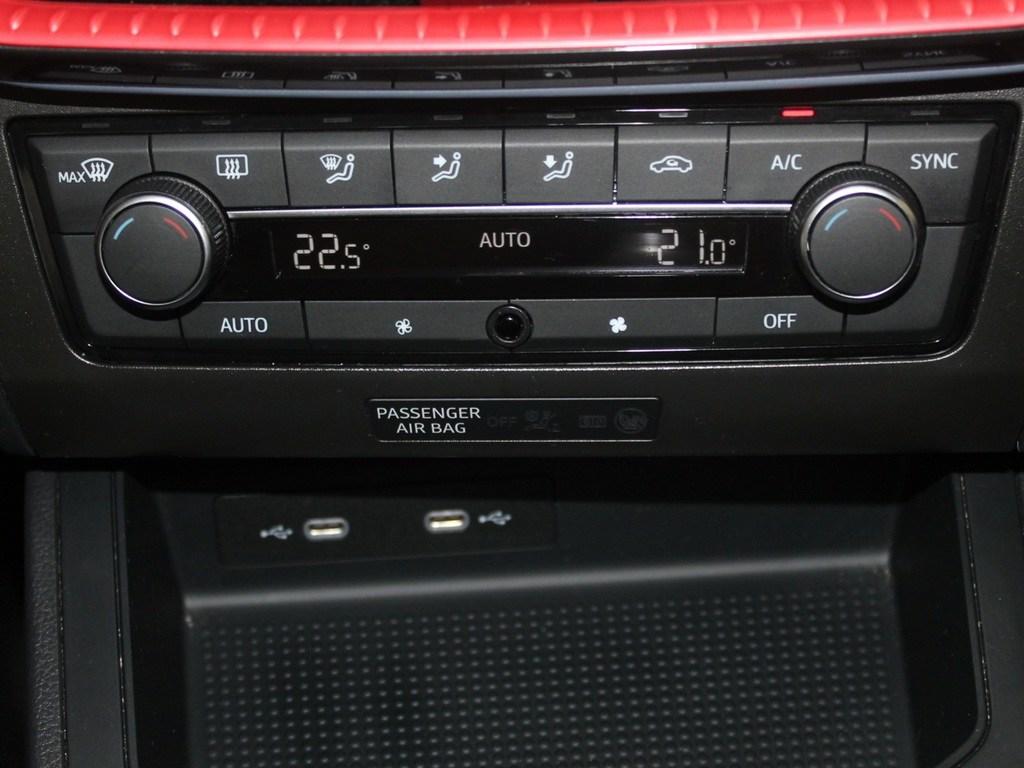 SEAT Ibiza 1.0 TSI S&S FR XS 85 kW (115 CV) - 15