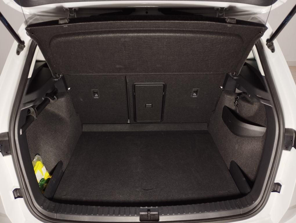 Skoda Karoq 1.0 TSI Ambition 81 kW (110 CV) - 6