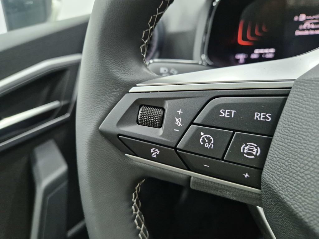 SEAT Ibiza 1.0 TSI Special Edition 85 kW (115 CV) - 8