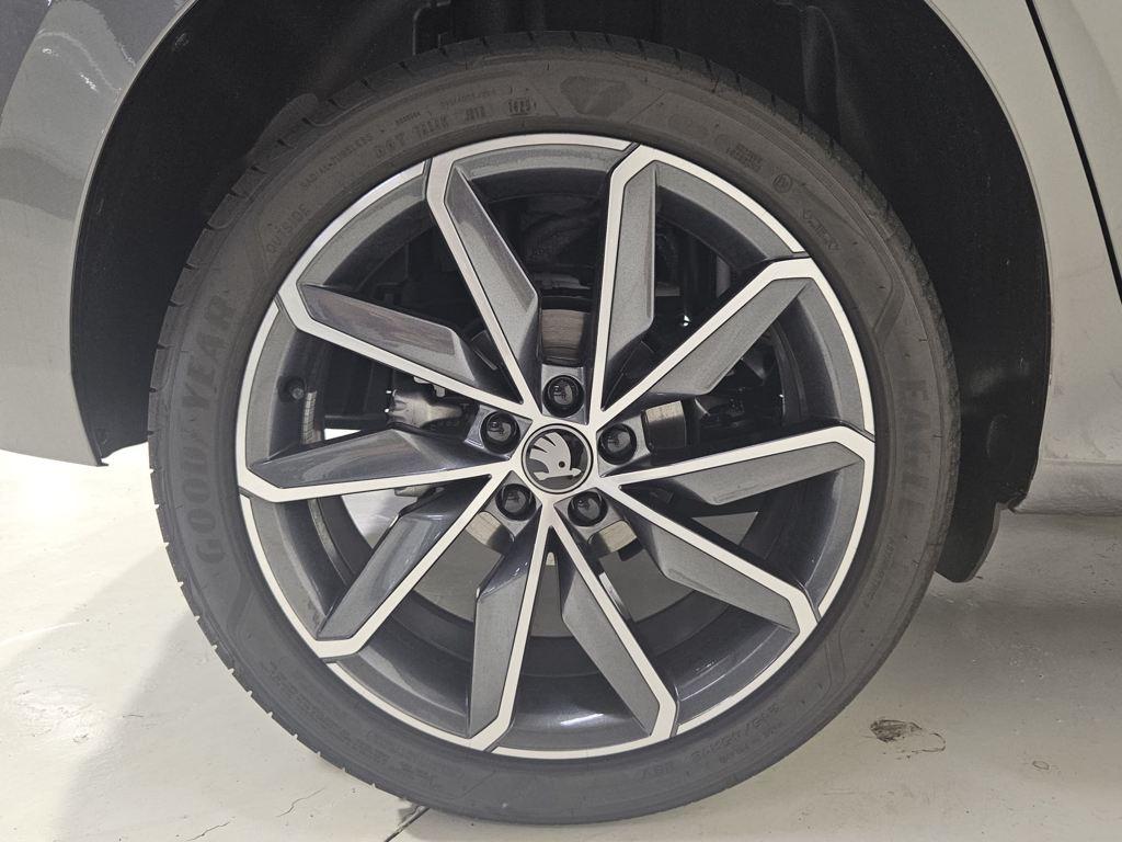 Skoda Kamiq 1.0 TSI Sport DSG 85 kW (115 CV) - 7