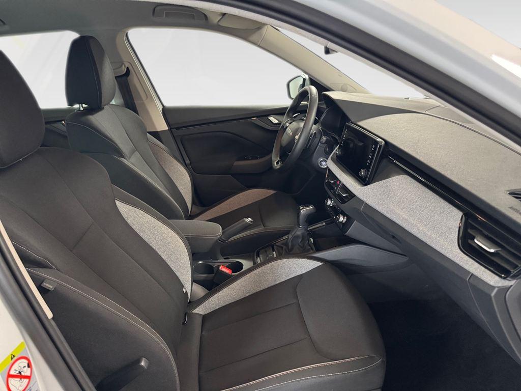 Skoda Kamiq 1.0 TSI Selection DSG 85 kW (115 CV) - 4