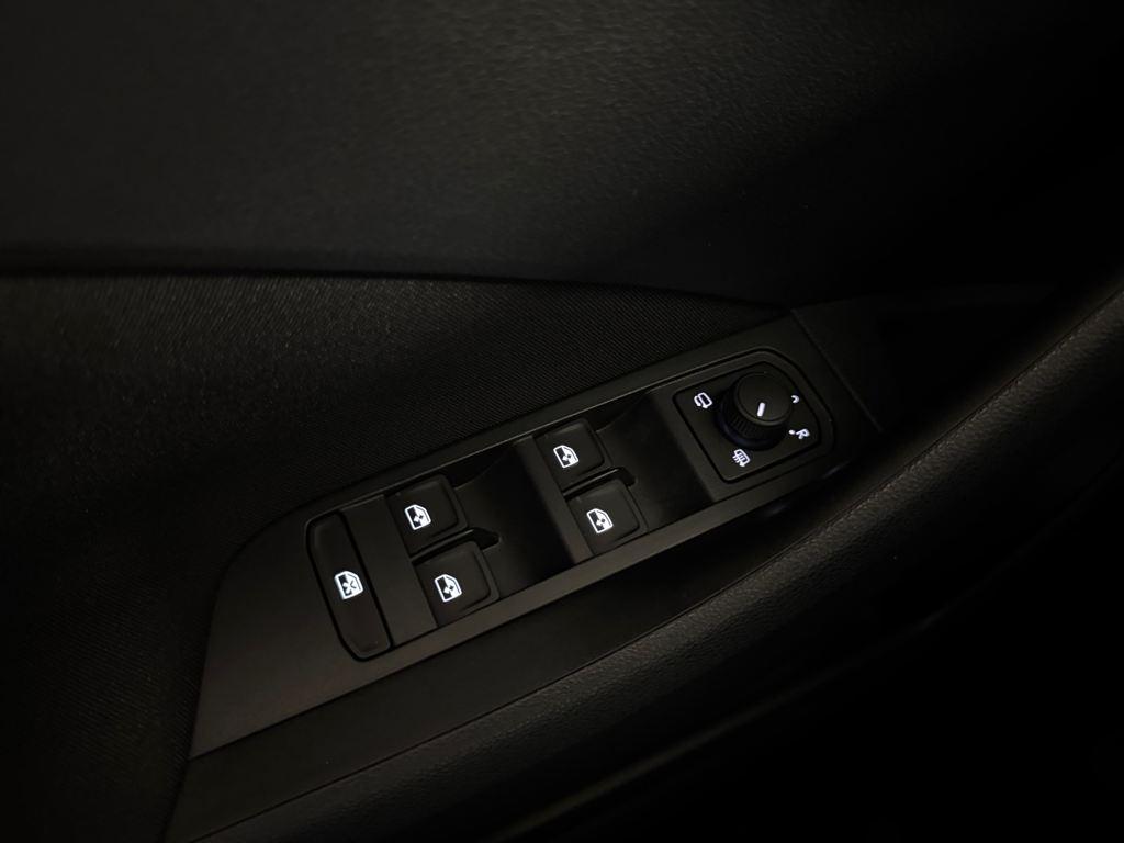 Skoda Kamiq 1.0 TSI Selection DSG 85 kW (115 CV) - 15