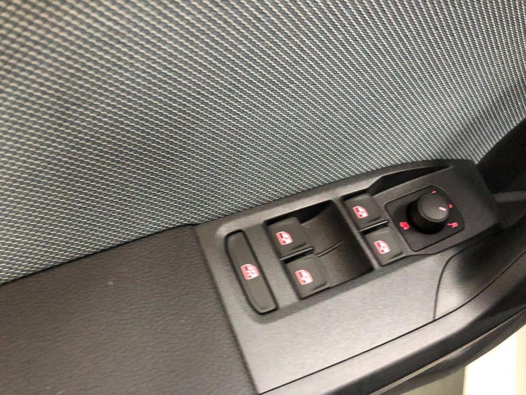 SEAT Ibiza 1.0 TSI Special Edition 85 kW (115 CV) - 9