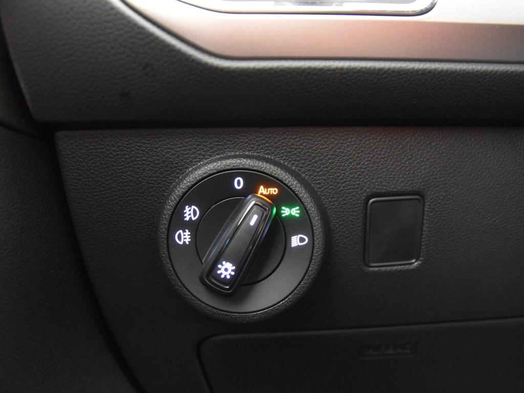 SEAT Ateca 2.0 TDI S&S X-Perience XM DSG 110 kW (150 CV) - 17