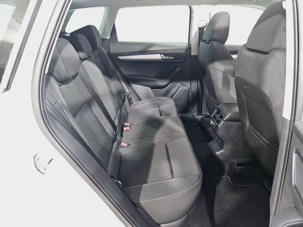 Skoda Karoq 1.5 TSI ACT Plus 110 kW (150 CV) - 5