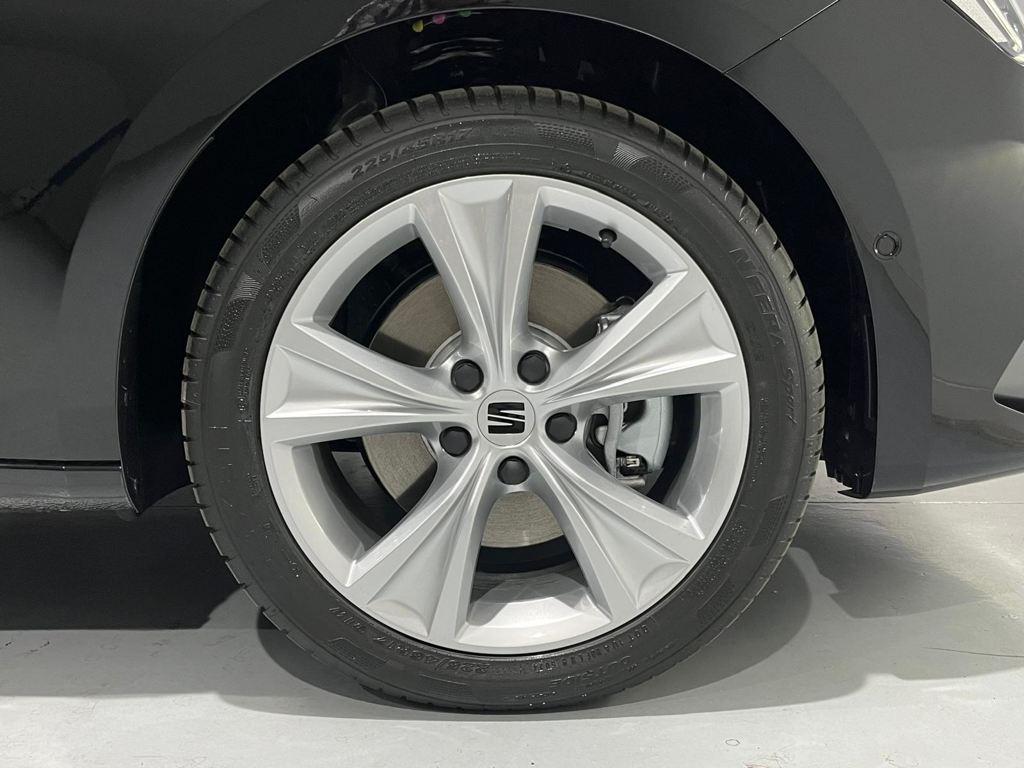 SEAT León 1.5 TSI e-Hybrid FR XM DSG 150 kW (204 CV) - 7