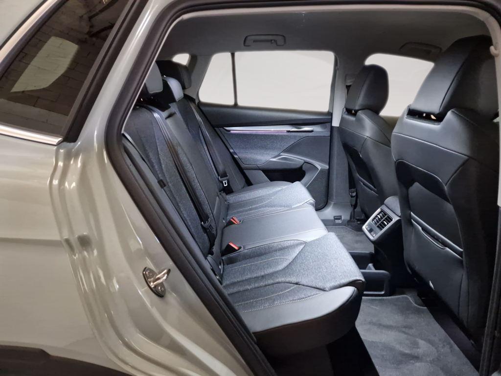 Skoda Elroq 85 82 kWh 210 kW (286 CV) - 5