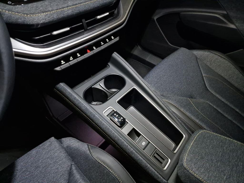 Skoda Elroq 85 82 kWh 210 kW (286 CV) - 10