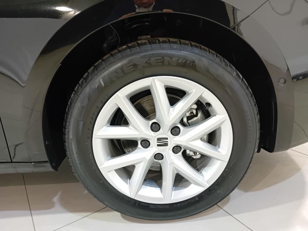 SEAT León 1.5 eTSI Style 25 Aniversario DSG 85 kW (116 CV) - 7