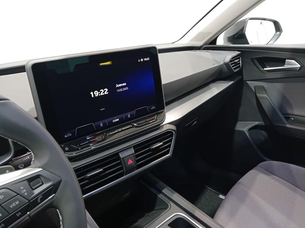 SEAT León 1.5 eTSI Style 25 Aniversario DSG 85 kW (116 CV) - 9