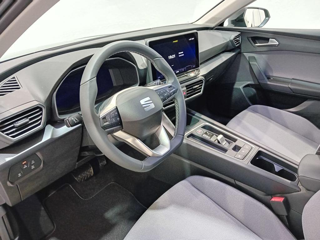 SEAT León 1.5 eTSI Style 25 Aniversario DSG 85 kW (116 CV) - 10