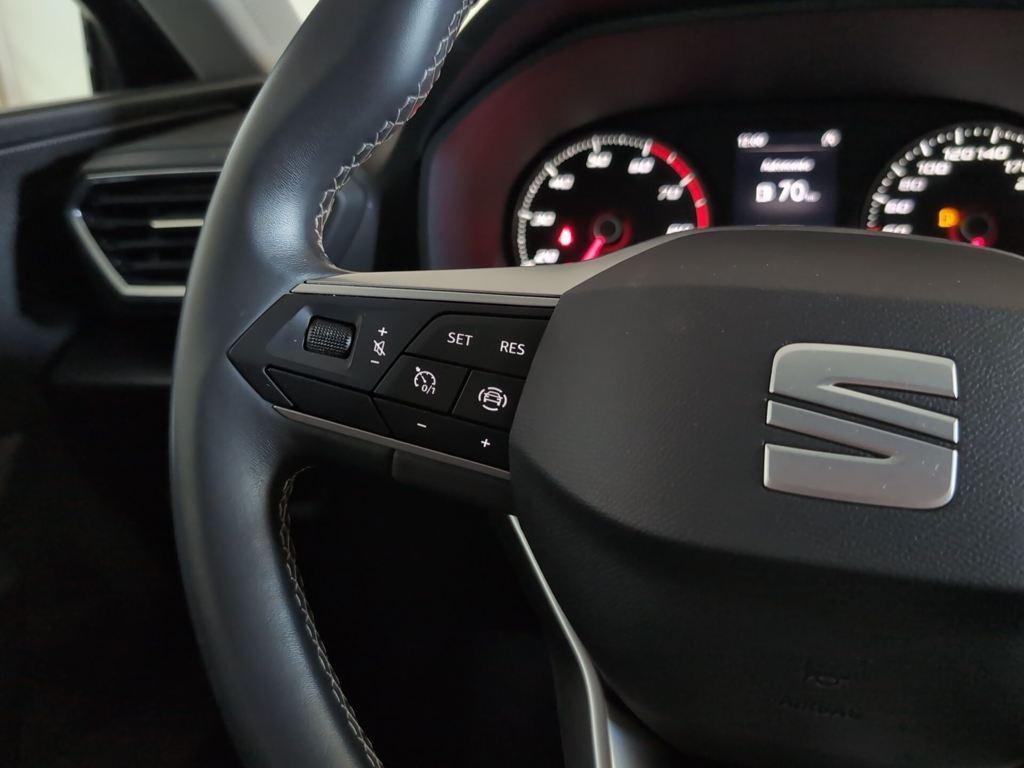 SEAT León 1.0 TSI S&S Style 25 Aniversario 81 kW (110 CV) - 15