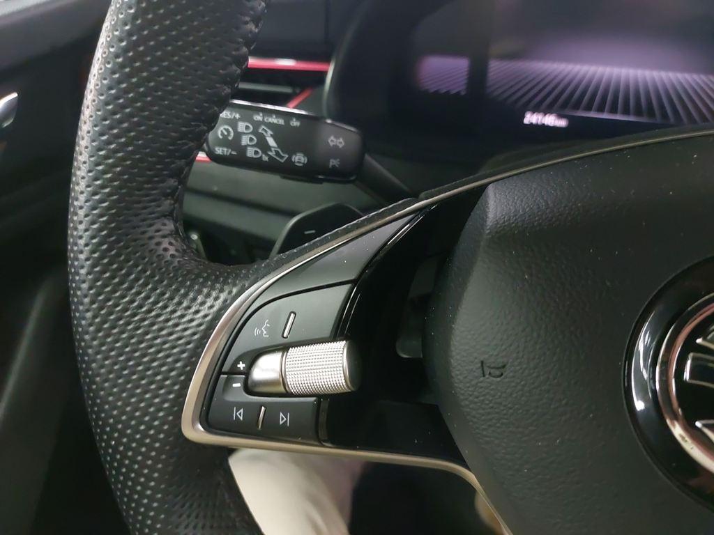 Skoda Scala Design 1.0 TSI DSG 85 kW (115 CV) - 8