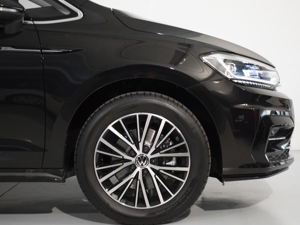 Volkswagen Touran R-Line 1.5 TSI 110 kW (150 CV) DSG - 7