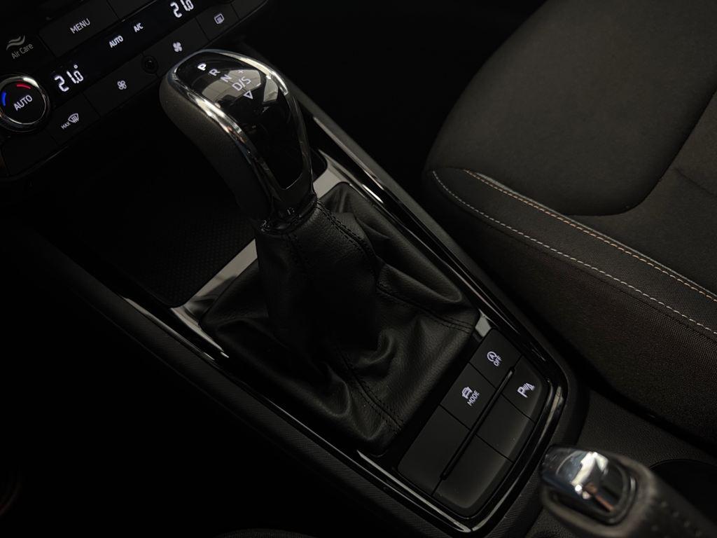 Skoda Kamiq 1.0 TSI Selection DSG 85 kW (115 CV) - 17