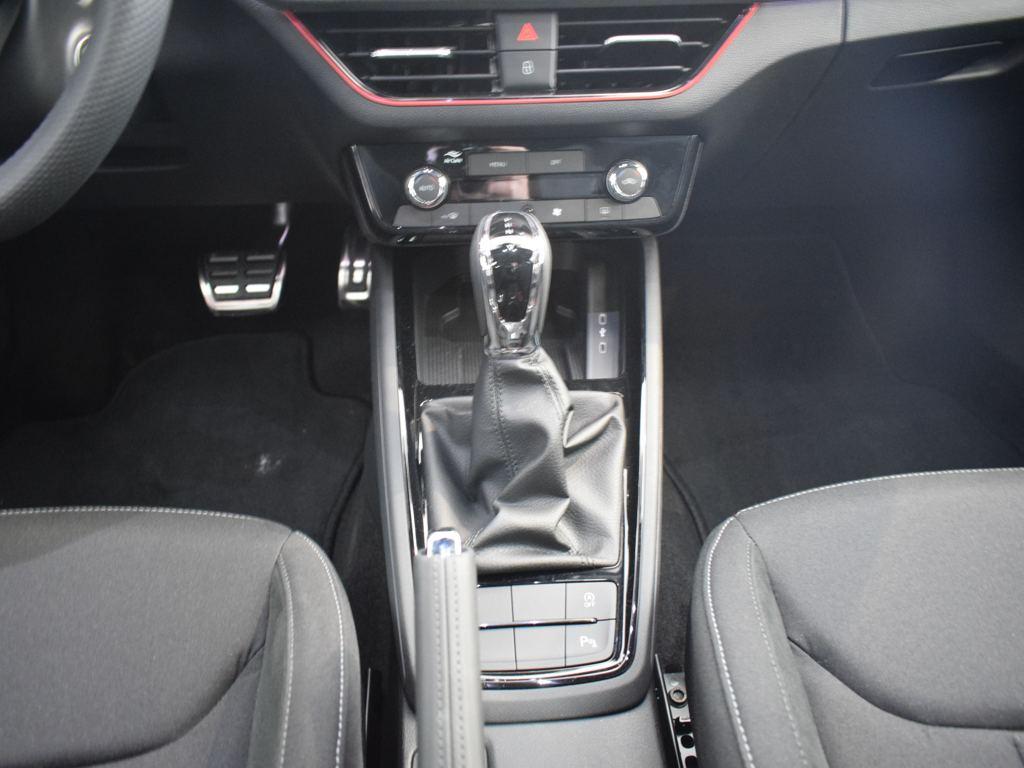 Skoda Kamiq 1.0 TSI Plus DSG 85 kW (115 CV) - 13