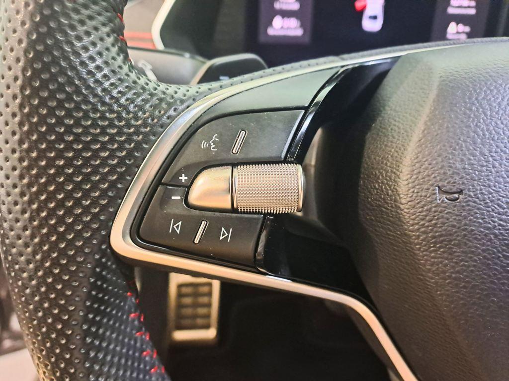 Skoda Octavia 2.0 TSI RS DSG 195 kW (265 CV) - 11