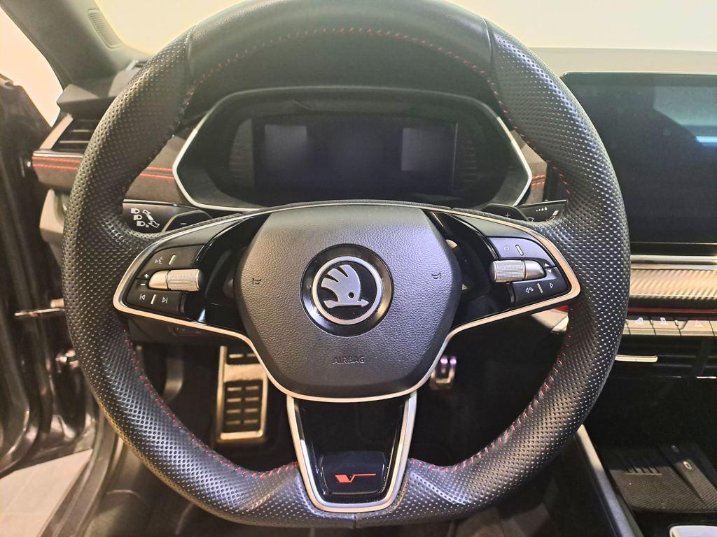 Skoda Octavia 2.0 TSI RS DSG 195 kW (265 CV) - 16