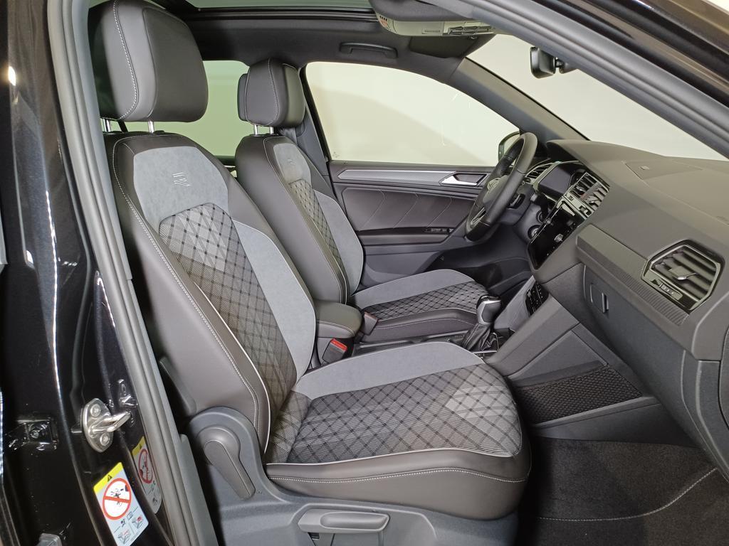 Volkswagen Tiguan R-Line 2.0 TDI 110 kW (150 CV) DSG - 4