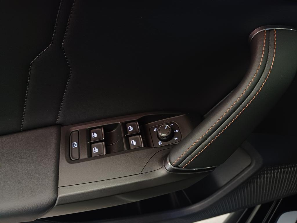 CUPRA León 2.0 TSI VZ DSG 180 kW (245 CV) - 12