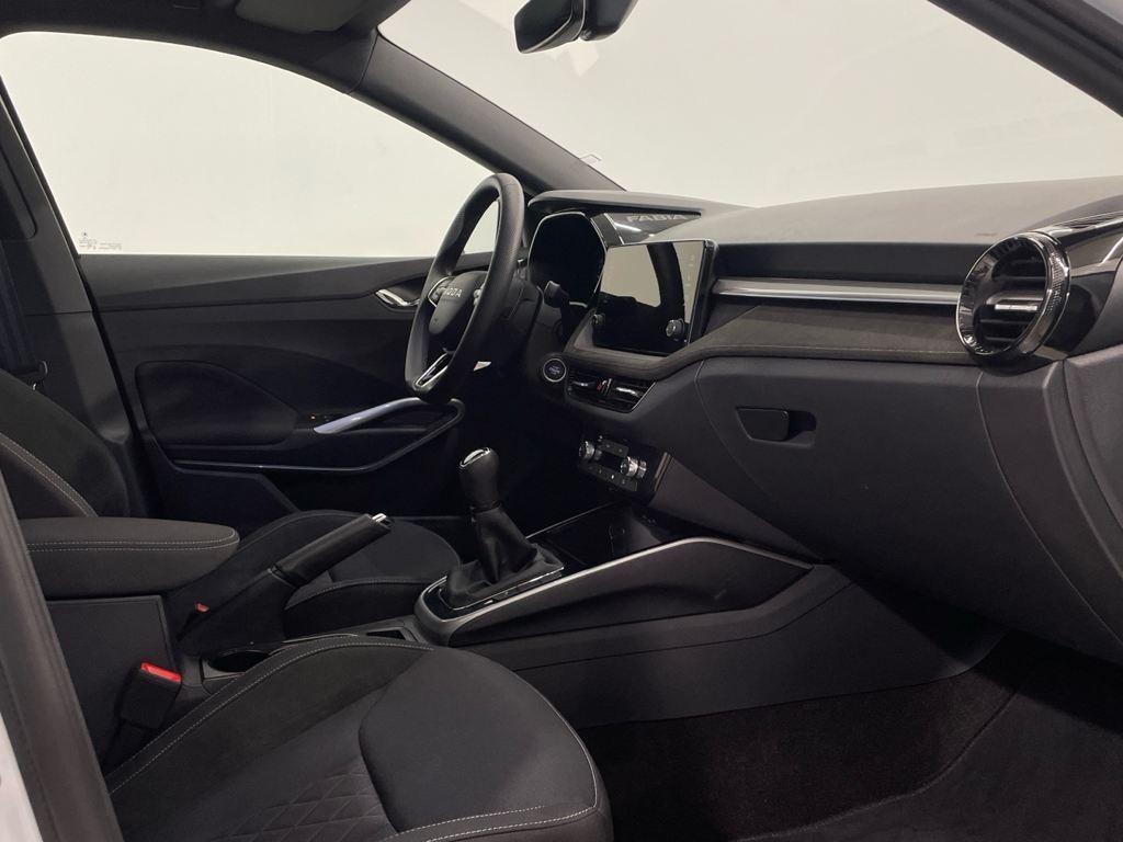 Skoda Fabia 1.0 TSI Design 85 KW (115 CV) - 4