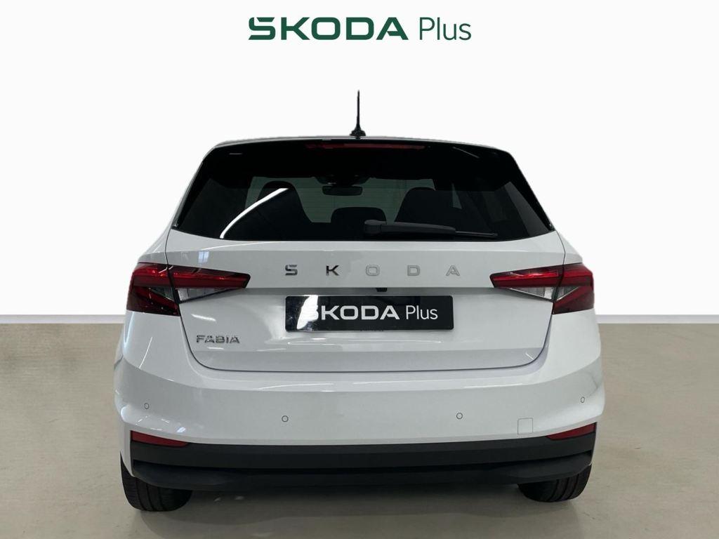 Skoda Fabia 1.0 TSI Design 85 KW (115 CV) - 9