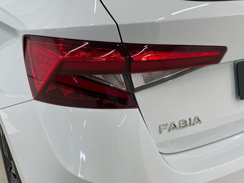 Skoda Fabia 1.0 TSI Design 85 KW (115 CV) - 18