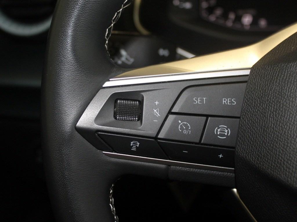 SEAT Arona 1.0 TSI S&S Xperience 81 kW (110 CV) - 11