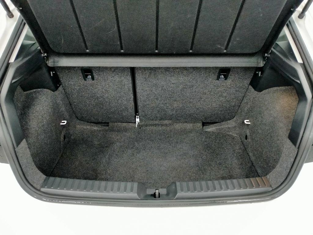 SEAT Ibiza 1.0 MPI Style Salta 59 kW (80 CV) - 6