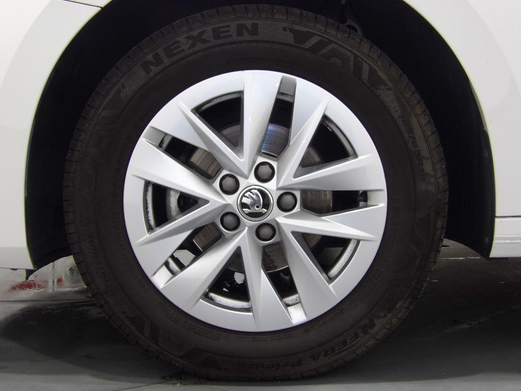 Skoda Fabia 1.0 TSI Ambition 70 kW (95 CV) - 7