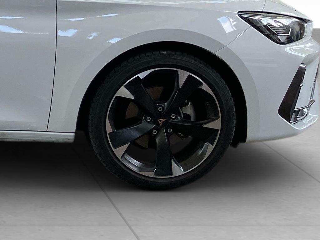 CUPRA León 1.5 eTSI DSG 110 kW (150 CV) - 7