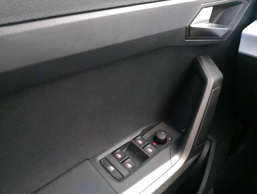 SEAT Arona 1.0 TSI Style Special Edition 85 kW (115 CV) - 19