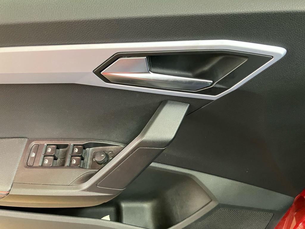 SEAT Arona 1.0 TSI S&S FR Plus 81 kW (110 CV) - 14