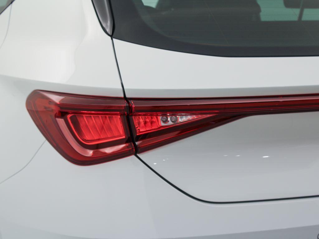 SEAT León 1.5 TSI S&S FR Special Edition 85 kW (116 CV) - 11