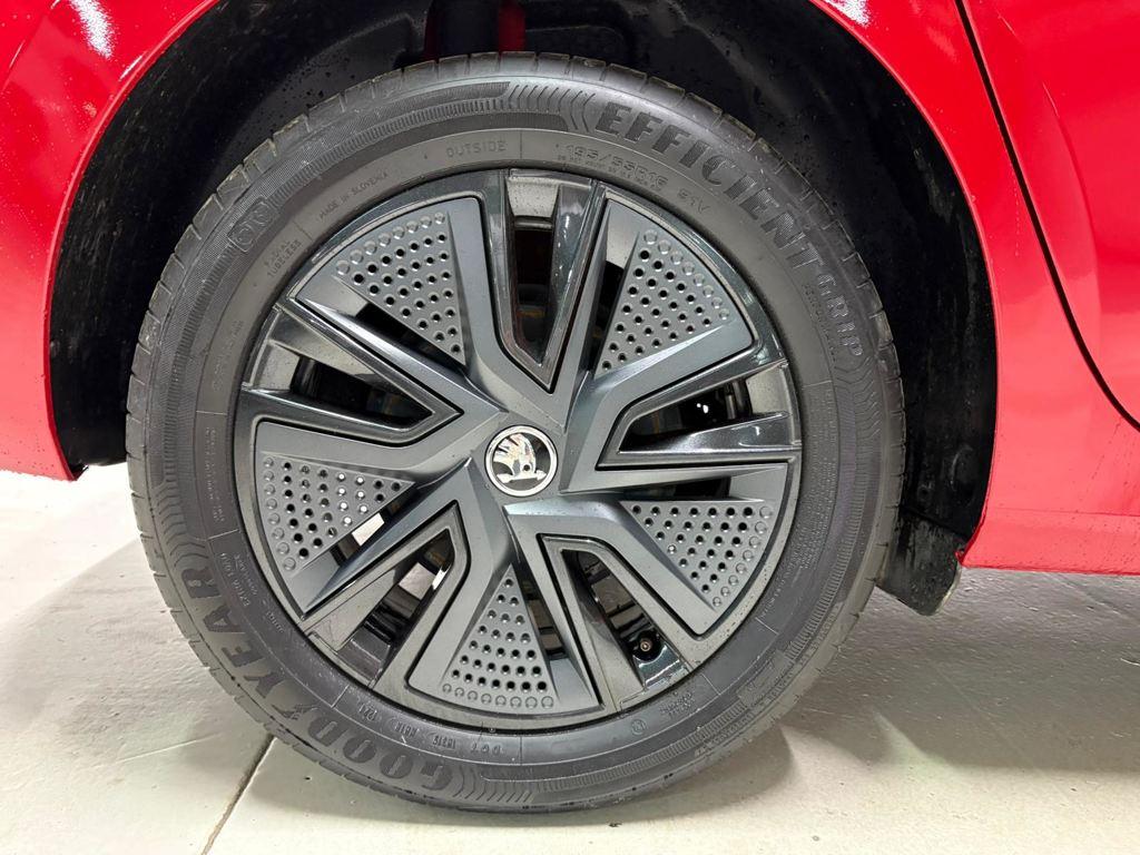 Skoda Fabia 1.0 TSI Design 70 kW (95 CV) - 7