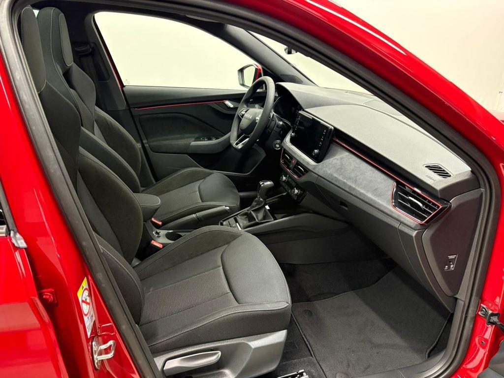 Skoda Kamiq 1.0 TSI Design DSG 85 kW (115 CV) - 4