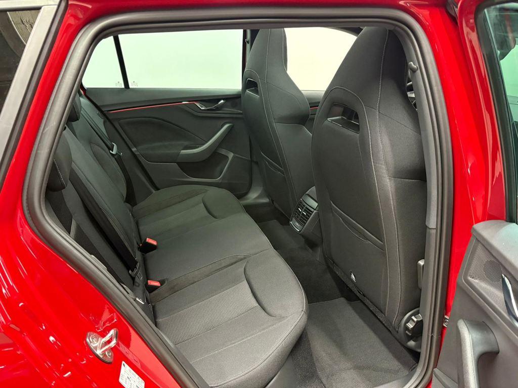 Skoda Kamiq 1.0 TSI Design DSG 85 kW (115 CV) - 5