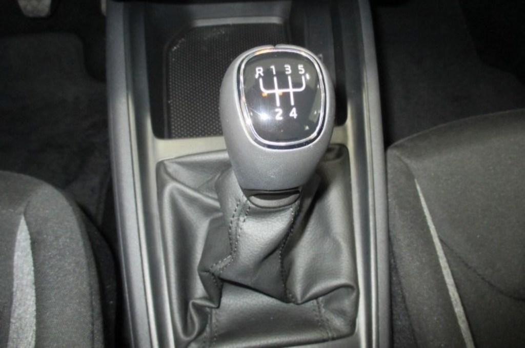 Skoda Scala 1.0 TSI Selection 70 kW (95 CV) - 16