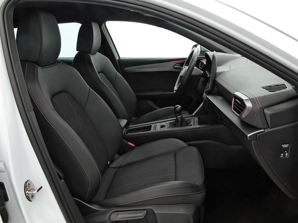 CUPRA Leon Sportstourer 1.5 TSI 110 kW (150 CV) - 4