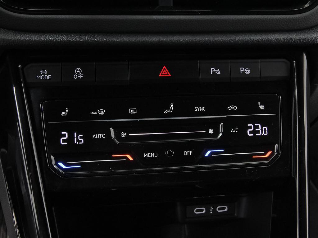 Volkswagen T-Roc R-Line 1.5 TSI 110 kW (150 CV) DSG - 15