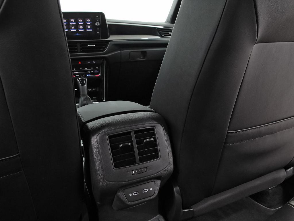 Volkswagen T-Roc R-Line 1.5 TSI 110 kW (150 CV) DSG - 19