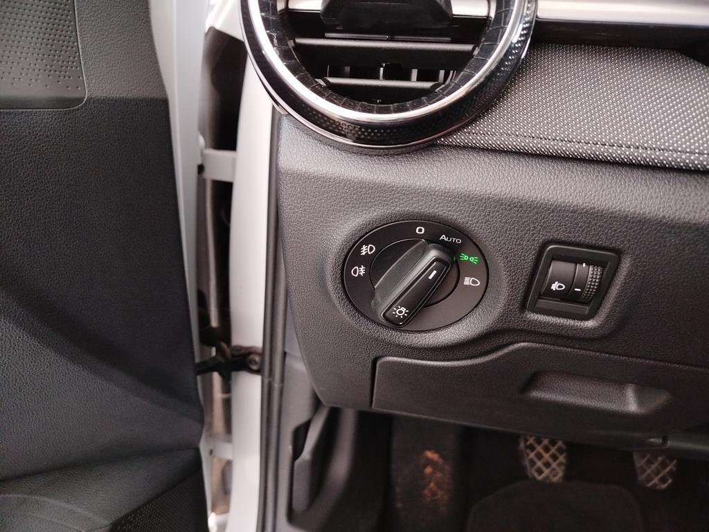 Skoda Fabia 1.0 MPI Selection 59 kW (80 CV) - 10