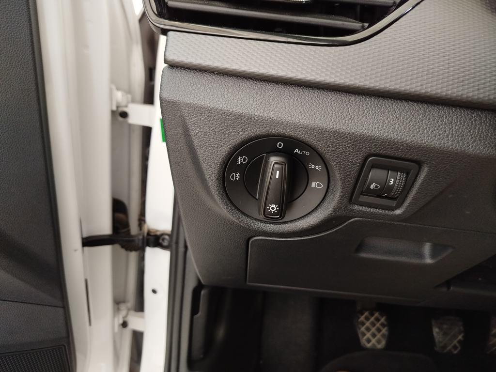 Skoda Scala 1.0 TSI Ambition 70 kW (95 CV) - 10