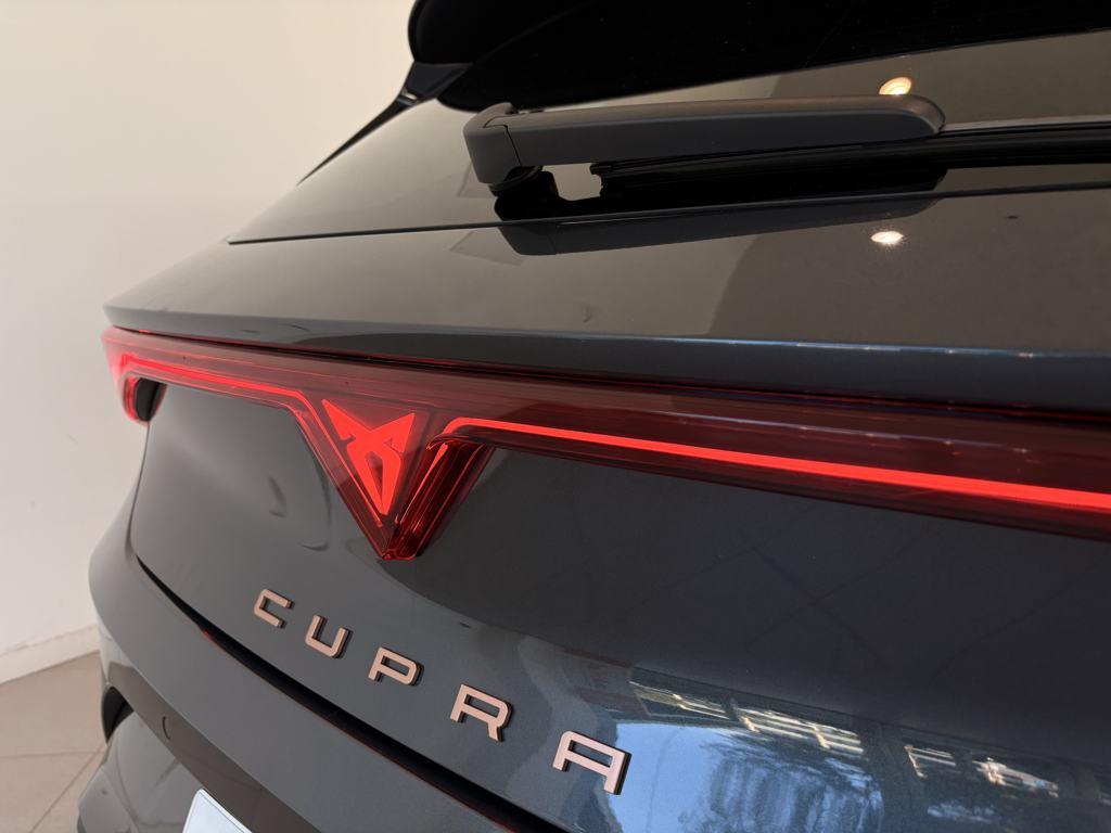 CUPRA Leon Sportstourer 1.5 TSI 110 kW (150 CV) - 9