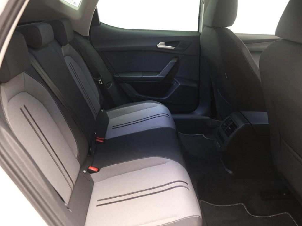 SEAT León 1.5 TSI S&S Style 25 Aniversario 85 kW (116 CV) - 5