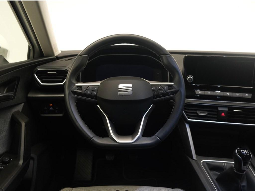 SEAT León 1.5 TSI S&S Style 25 Aniversario 85 kW (116 CV) - 8