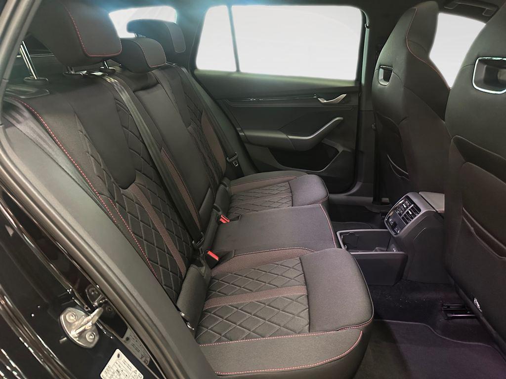 Skoda Octavia Combi 2.0 TSI RS DSG 195 kW (265 CV) - 5