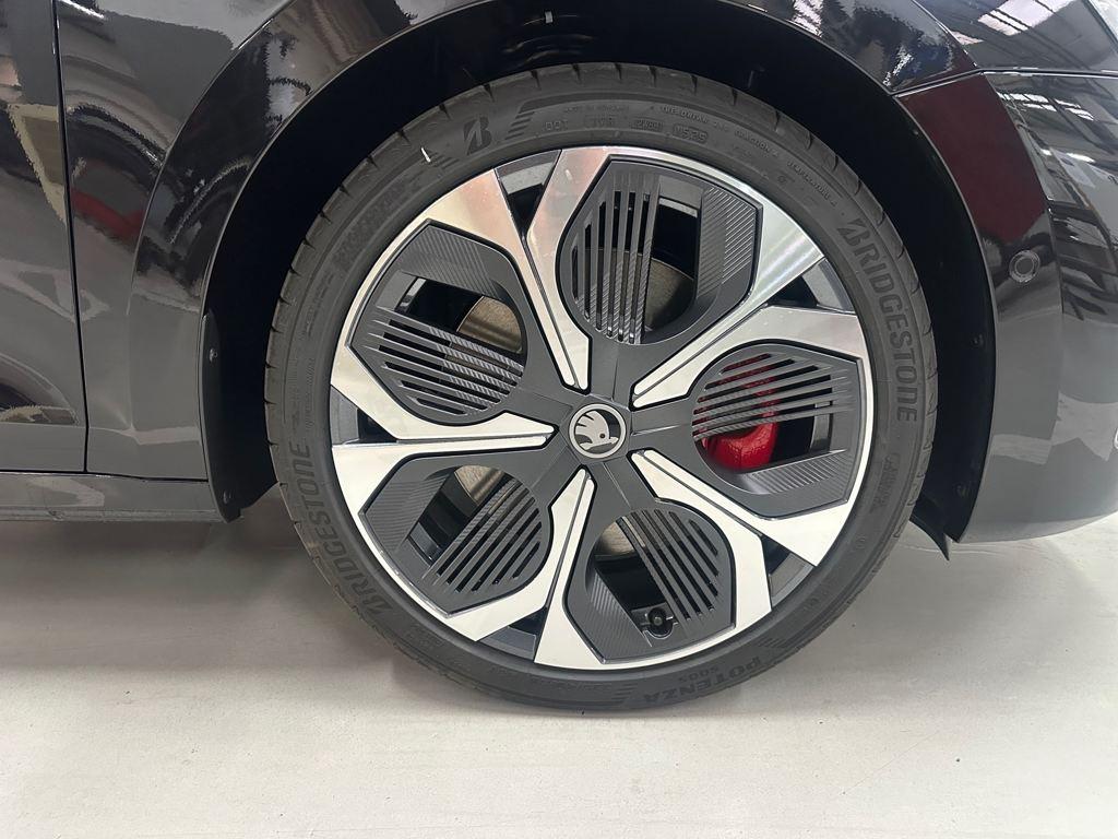 Skoda Octavia Combi 2.0 TSI RS DSG 195 kW (265 CV) - 7