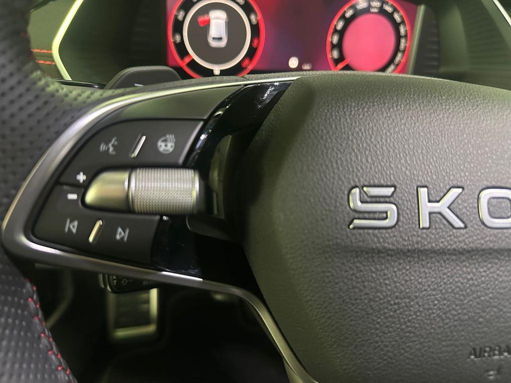 Skoda Octavia Combi 2.0 TSI RS DSG 195 kW (265 CV) - 8