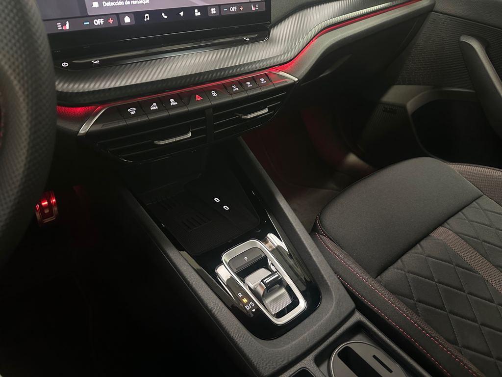 Skoda Octavia Combi 2.0 TSI RS DSG 195 kW (265 CV) - 16